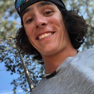 Meet your Posher, Cameron